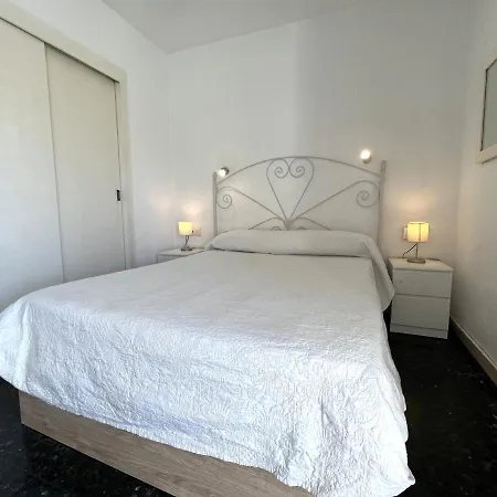 Costa Pool & Sea View By Homing Apartment *